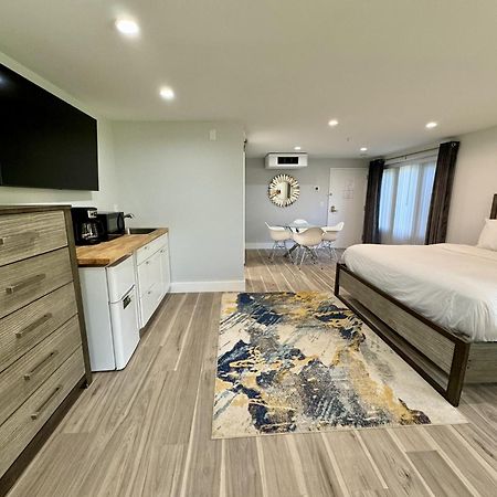 הנדרסונוויל Skylaranna Resort & Spa מראה חיצוני תמונה