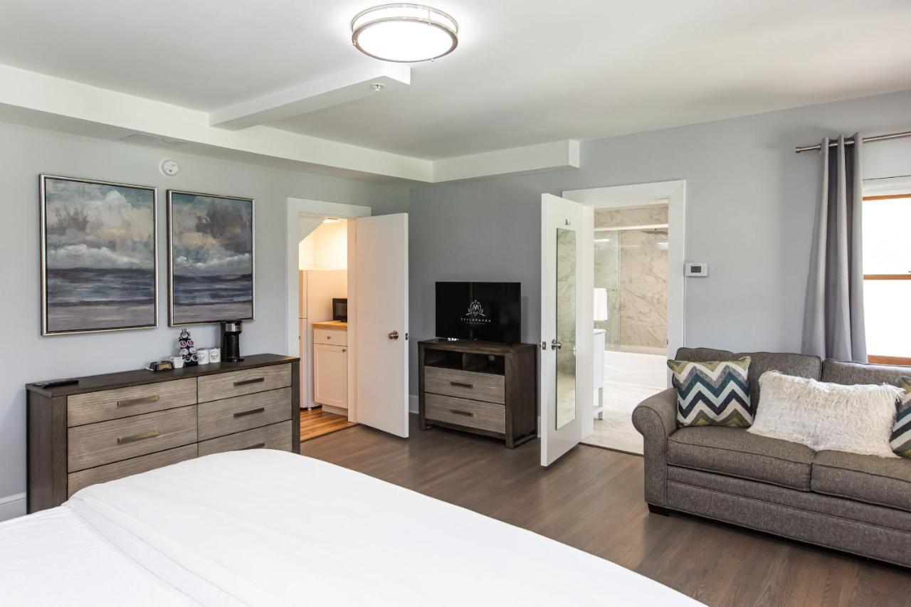 הנדרסונוויל Skylaranna Resort & Spa מראה חיצוני תמונה
