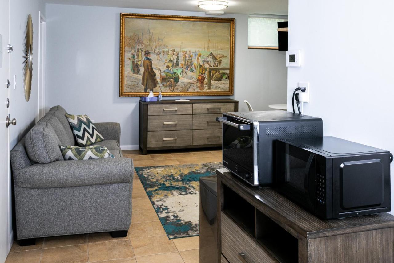 הנדרסונוויל Skylaranna Resort & Spa מראה חיצוני תמונה